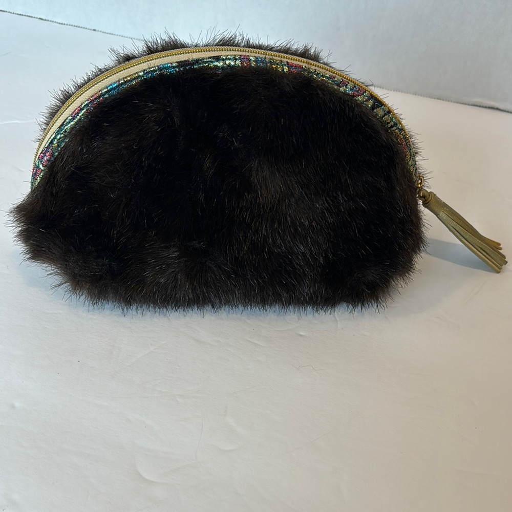 STEPHANIE JOHNSON Small Faux Fur Make-Up Bag NWOT